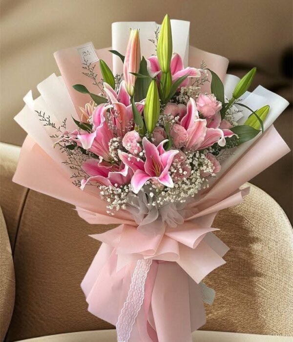 Bouquet le lise et rose rose