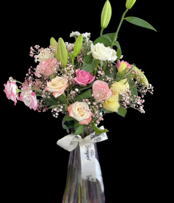 Bouquet mixte avec vase