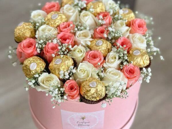 Box rose mixte avec chocolat