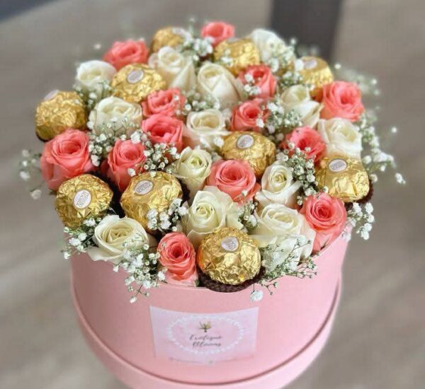 Box rose mixte avec chocolat