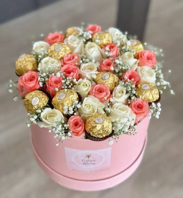 Box rose mixte avec chocolat